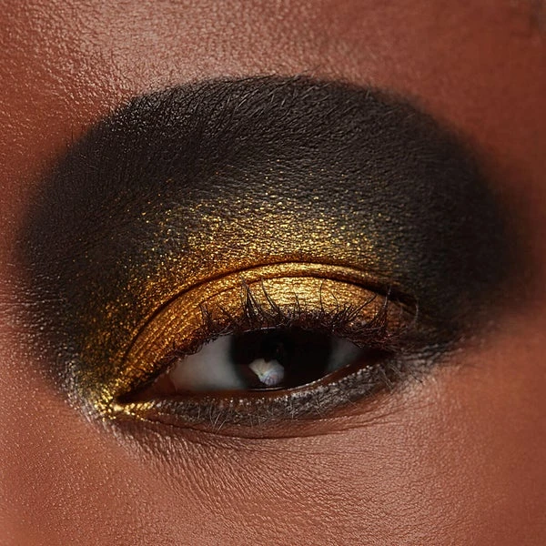 Illamasqua Electrify Artistry Palette 7 Illamasqua Electrify Artistry Palette - Image 7