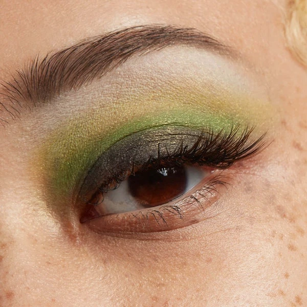 Illamasqua Electrify Artistry Palette 8 Illamasqua Electrify Artistry Palette - Image 8