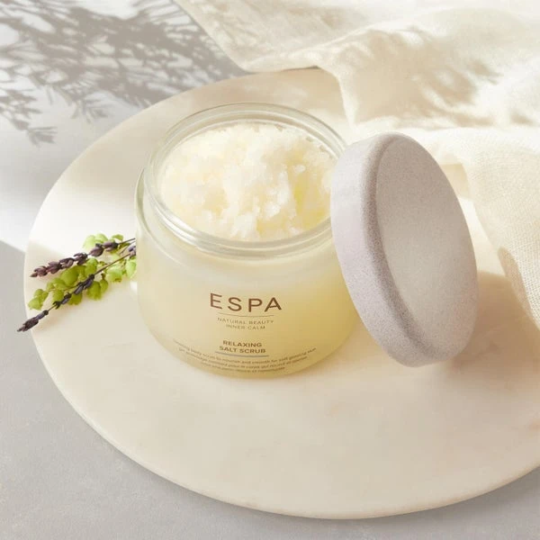 ESPA Relaxing Salt Scrub 700g 2 ESPA Relaxing Salt Scrub 700g - Image 2