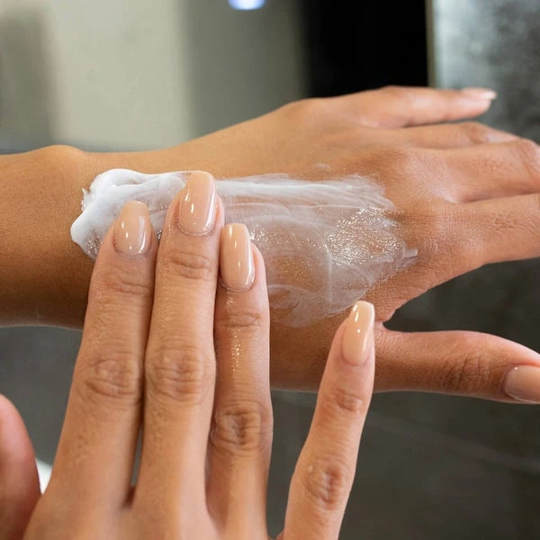 C.O. Bigelow West Village Rose Hand Cream 2ml 2 C.O. Bigelow West Village Rose Hand Cream 2ml - Image 2