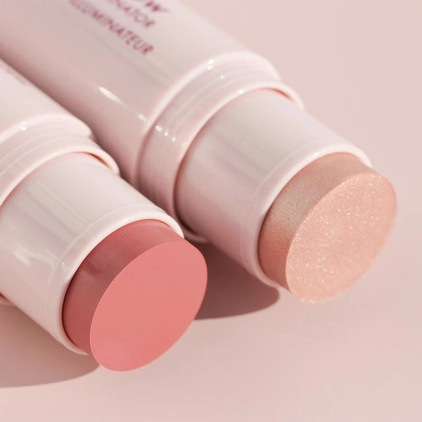 Wander Beauty On-the-Glow Blush And Illuminator 20ml 2 Wander Beauty On-the-Glow Blush And Illuminator 20ml - Image 2