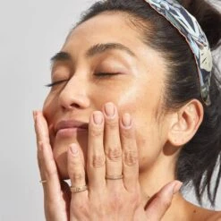 Pai Skincare The Impossible Glow Hyaluronic Acid And Sea Kelp - Rose Gold 10ml 15 Pai Skincare The Impossible Glow Hyaluronic Acid And Sea Kelp - Rose Gold 10ml -Cheap Dewloria Store 13664515 2064946406130497