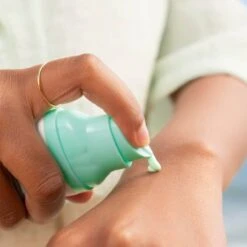 Hero Cosmetics Force Shield Superlight Sunscreen SPF30 50ml 7 Hero Cosmetics Force Shield Superlight Sunscreen SPF30 50ml -Cheap Dewloria Store 13697775 2034941767395854